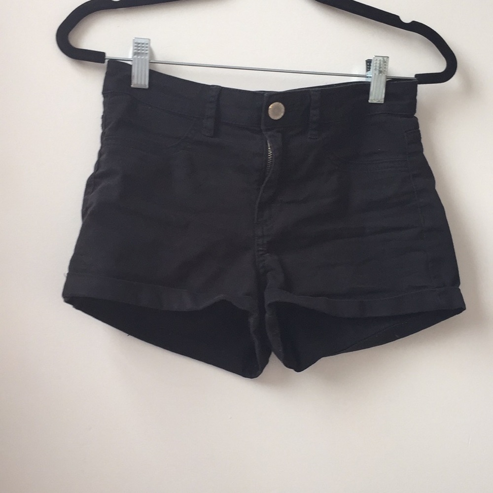 divided black jean shorts size 4